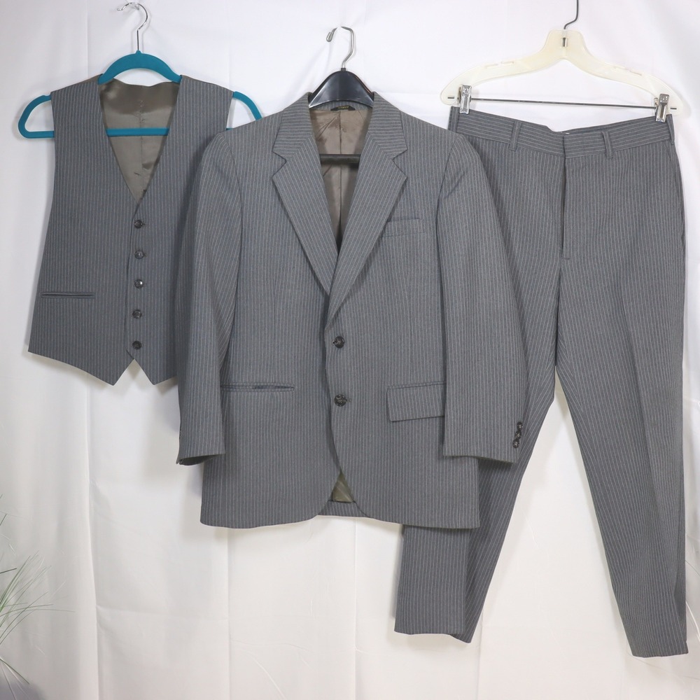 Kuppenheimer 3 Piece Suit Mens 38S‎ Grey Pinstripe Wool Blazer Vest Pants Formal